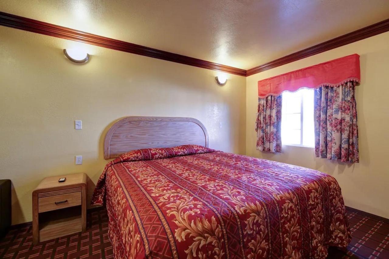 Welcome Inn Инглвуд Экстерьер фото