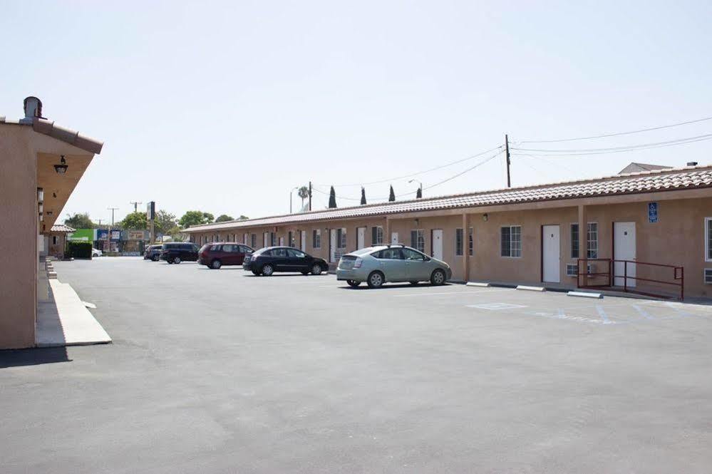 Welcome Inn Инглвуд Экстерьер фото